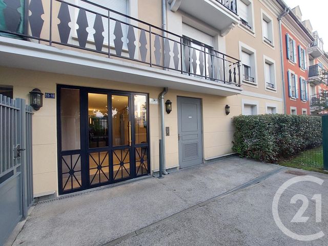 Appartement F2 à vendre - 2 pièces - 38.32 m2 - MONTFERMEIL - 93 - ILE-DE-FRANCE - Century 21 Agence Du Val