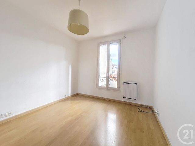 Appartement F2 à vendre - 2 pièces - 30.04 m2 - TORCY - 77 - ILE-DE-FRANCE - Century 21 Agence Du Val