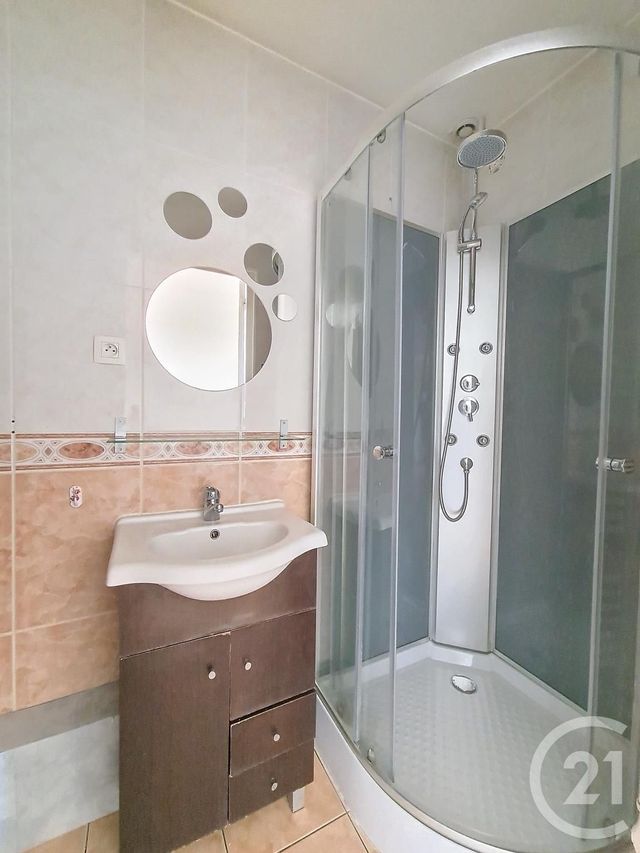 Appartement F2 à vendre - 2 pièces - 30.04 m2 - TORCY - 77 - ILE-DE-FRANCE - Century 21 Agence Du Val