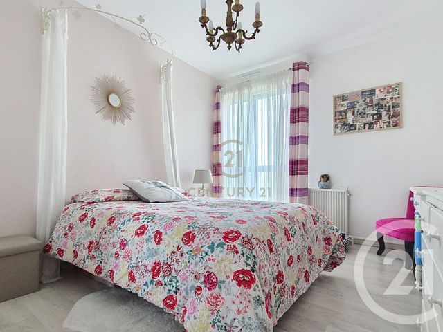 Appartement F3 à vendre - 3 pièces - 66.74 m2 - TORCY - 77 - ILE-DE-FRANCE - Century 21 Agence Du Val