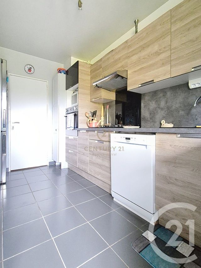 Appartement F3 à vendre - 3 pièces - 66.74 m2 - TORCY - 77 - ILE-DE-FRANCE - Century 21 Agence Du Val
