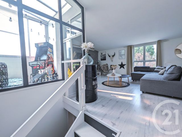 Afficher la photo en grand Appartement Triplex à vendre - 4 pièces - 92.69 m2 - TORCY - 77 - ILE-DE-FRANCE - Century 21 Agence Du Val