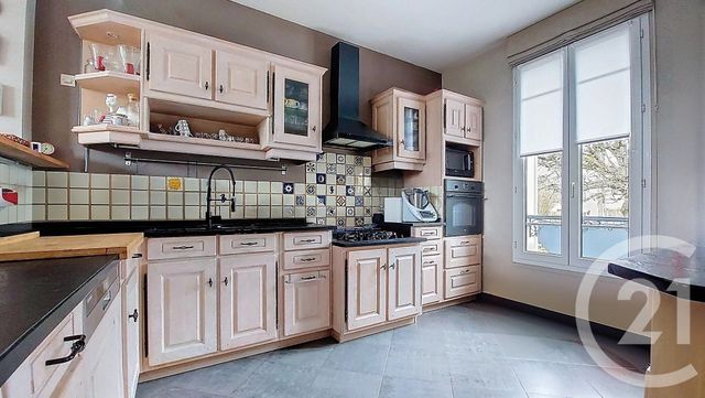 maison à vendre - 8 pièces - 221.48 m2 - TORCY - 77 - ILE-DE-FRANCE - Century 21 Agence Du Val