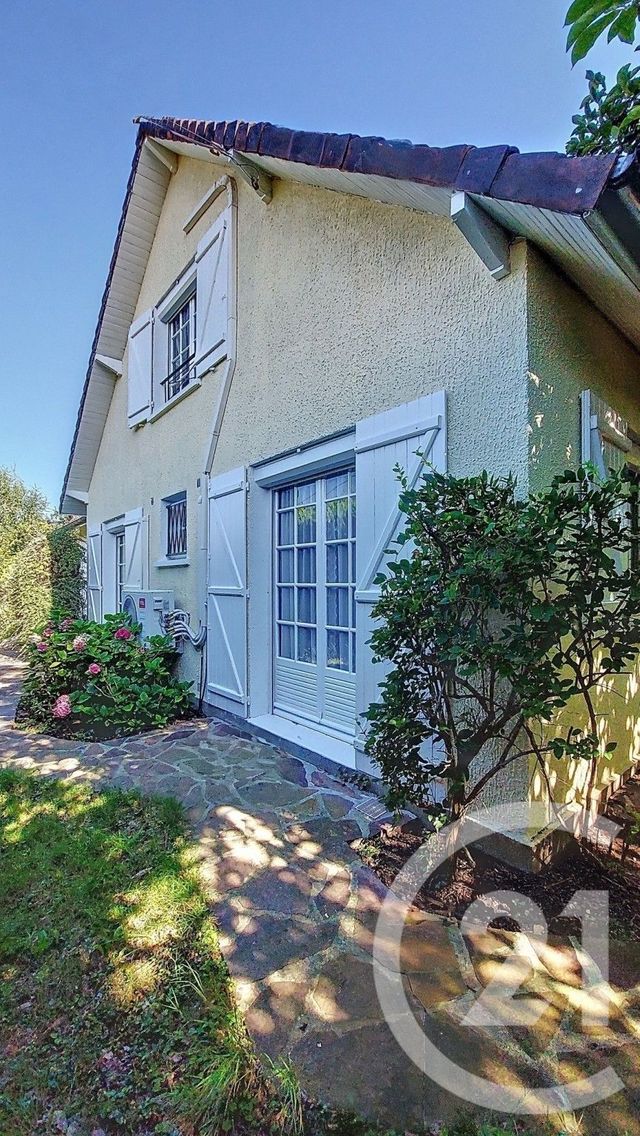 Afficher la photo en grand maison à vendre - 7 pièces - 207.03 m2 - TORCY - 77 - ILE-DE-FRANCE - Century 21 Agence Du Val