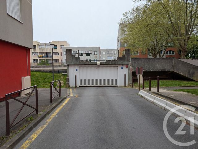 Parking à vendre TORCY