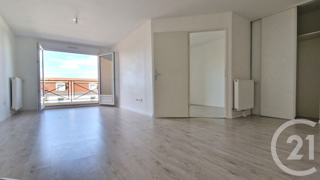 Appartement F2 à vendre - 2 pièces - 49.01 m2 - TORCY - 77 - ILE-DE-FRANCE - Century 21 Agence Du Val