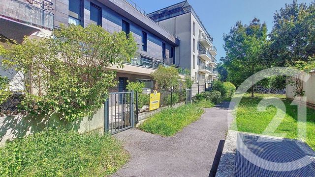 Afficher la photo en grand Appartement F3 à vendre - 3 pièces - 62.97 m2 - LOGNES - 77 - ILE-DE-FRANCE - Century 21 Agence Du Val