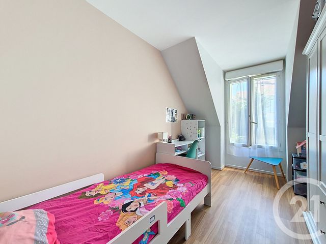 maison à vendre - 4 pièces - 90.02 m2 - TORCY - 77 - ILE-DE-FRANCE - Century 21 Agence Du Val