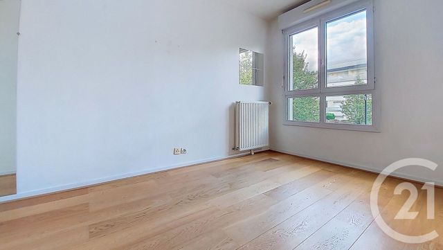 Appartement F2 à vendre - 2 pièces - 38.7 m2 - LOGNES - 77 - ILE-DE-FRANCE - Century 21 Agence Du Val