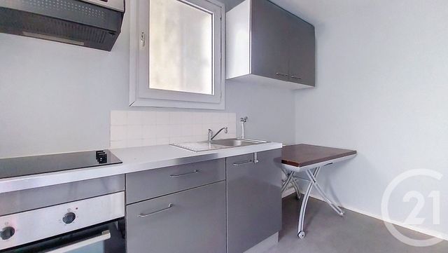 Appartement F2 à vendre - 2 pièces - 50.46 m2 - LOGNES - 77 - ILE-DE-FRANCE - Century 21 Agence Du Val