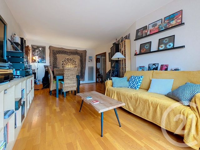 Appartement F4 à vendre - 4 pièces - 89.19 m2 - LOGNES - 77 - ILE-DE-FRANCE - Century 21 Agence Du Val