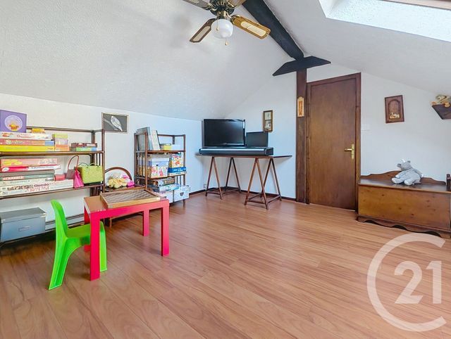 maison à vendre - 8 pièces - 143.24 m2 - NOISIEL - 77 - ILE-DE-FRANCE - Century 21 Agence Du Val