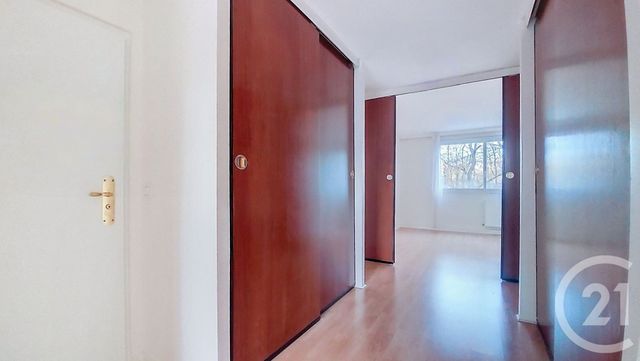 Appartement F4 à vendre - 4 pièces - 81.21 m2 - VAIRES SUR MARNE - 77 - ILE-DE-FRANCE - Century 21 Agence Du Val