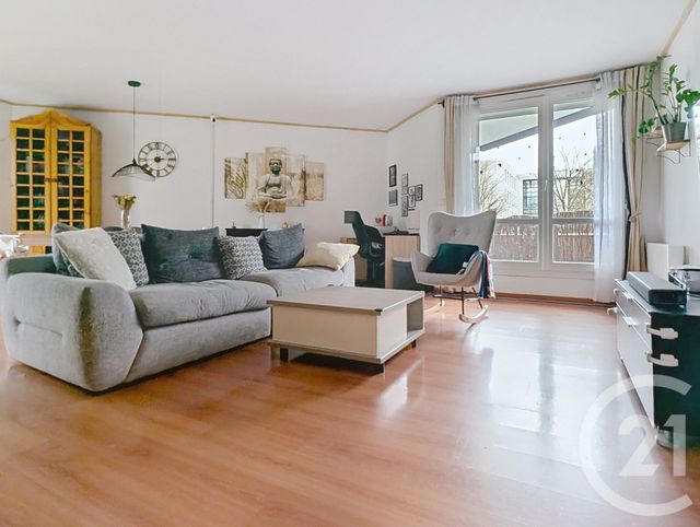 Appartement F4 à vendre - 4 pièces - 81.35 m2 - LOGNES - 77 - ILE-DE-FRANCE - Century 21 Agence Du Val