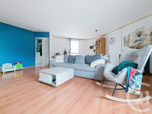 Appartement F4 à vendre - 4 pièces - 81.35 m2 - LOGNES - 77 - ILE-DE-FRANCE - Century 21 Agence Du Val