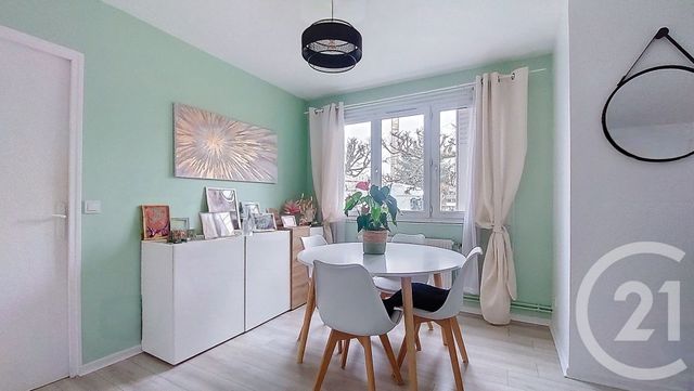 Appartement F3 à vendre - 3 pièces - 59.09 m2 - GOURNAY SUR MARNE - 93 - ILE-DE-FRANCE - Century 21 Agence Du Val
