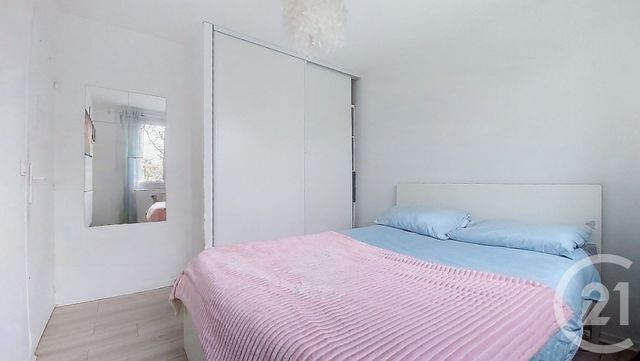 Appartement F3 à vendre - 3 pièces - 59.09 m2 - GOURNAY SUR MARNE - 93 - ILE-DE-FRANCE - Century 21 Agence Du Val