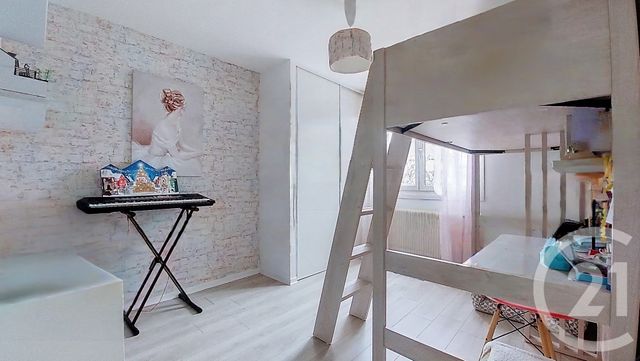 Appartement F3 à vendre - 3 pièces - 59.09 m2 - GOURNAY SUR MARNE - 93 - ILE-DE-FRANCE - Century 21 Agence Du Val