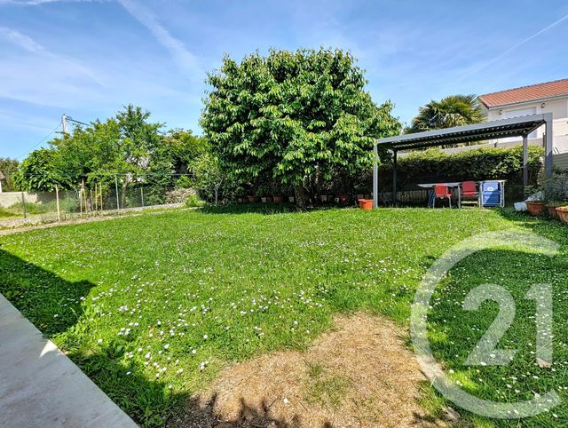 maison à vendre - 5 pièces - 131.69 m2 - ROISSY EN BRIE - 77 - ILE-DE-FRANCE - Century 21 Agence Du Val