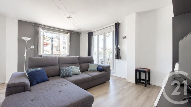 Appartement F3 à vendre - 3 pièces - 69.76 m2 - NOISIEL - 77 - ILE-DE-FRANCE - Century 21 Agence Du Val