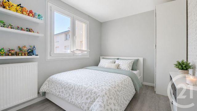 Appartement F3 à vendre - 3 pièces - 69.76 m2 - NOISIEL - 77 - ILE-DE-FRANCE - Century 21 Agence Du Val