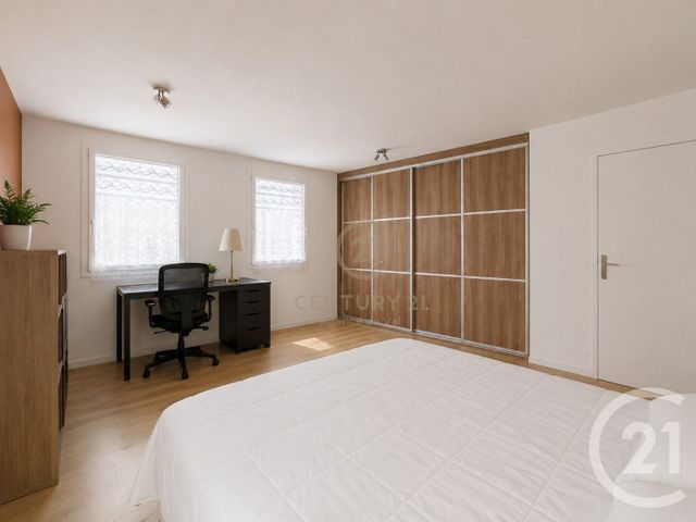 Appartement F4 à vendre - 3 pièces - 85.78 m2 - NOISIEL - 77 - ILE-DE-FRANCE - Century 21 Agence Du Val
