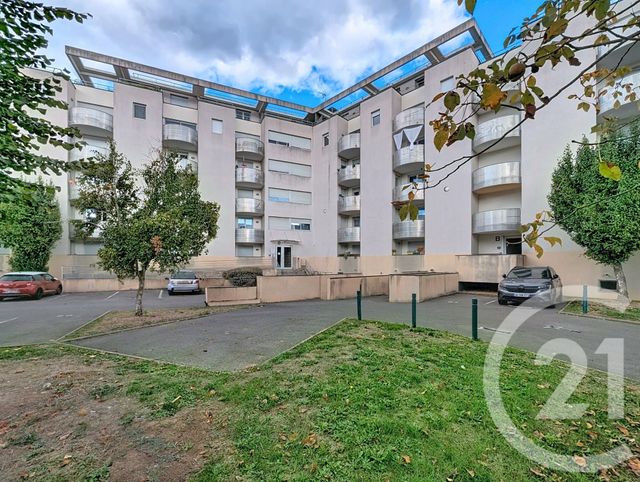 Appartement F2 à vendre - 2 pièces - 49.06 m2 - LOGNES - 77 - ILE-DE-FRANCE - Century 21 Agence Du Val