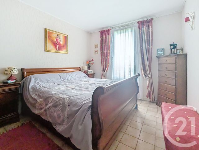Appartement F4 à vendre - 4 pièces - 85.11 m2 - TORCY - 77 - ILE-DE-FRANCE - Century 21 Agence Du Val