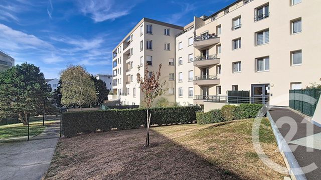 Appartement F2 à vendre - 2 pièces - 46.95 m2 - TORCY - 77 - ILE-DE-FRANCE - Century 21 Agence Du Val